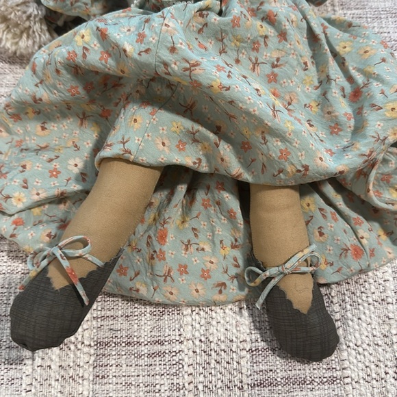 Charming Rag Doll - Picture 6 of 7